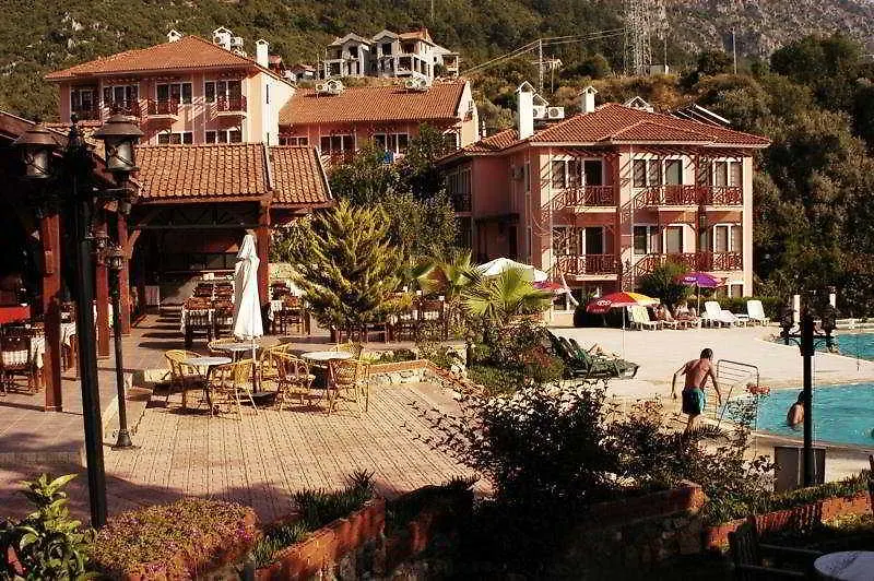 אולודניץ Club Pink Palace Hotel