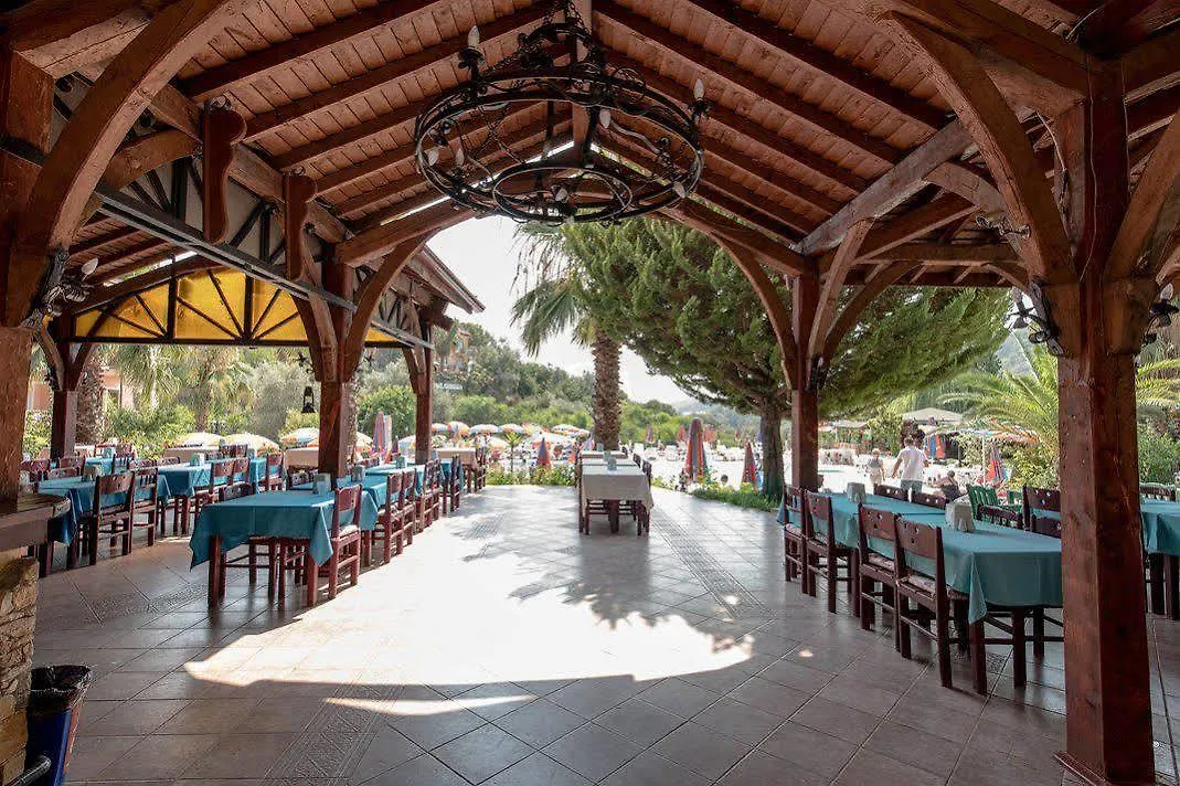אולודניץ Club Pink Palace Hotel