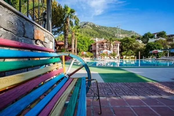 אולודניץ Club Pink Palace Hotel 3*,