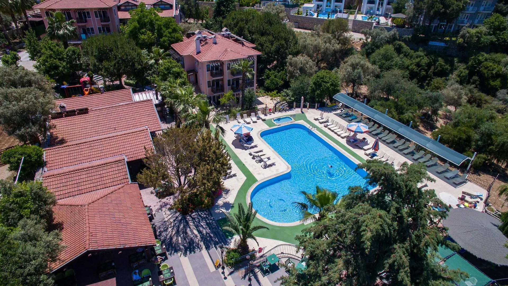 אולודניץ Club Pink Palace Hotel