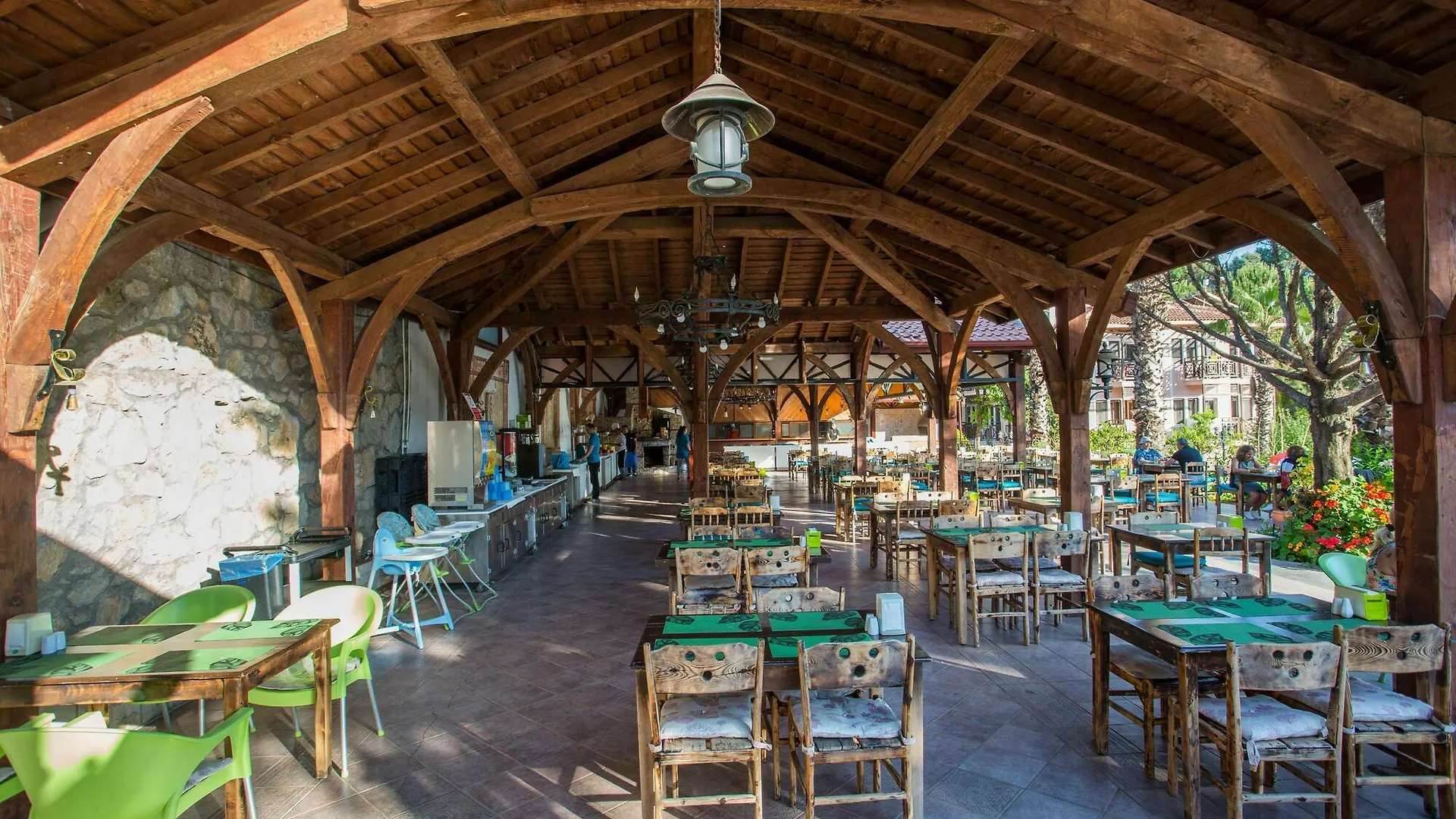 אולודניץ Club Pink Palace Hotel